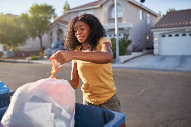 Best Yard Waste Removal  in Chrisman, IL